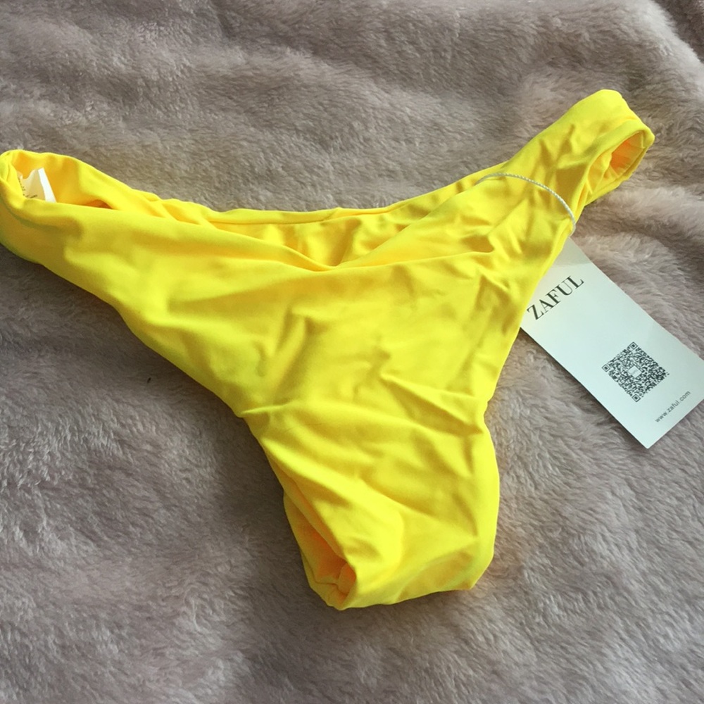 Zaful cheeky bottom